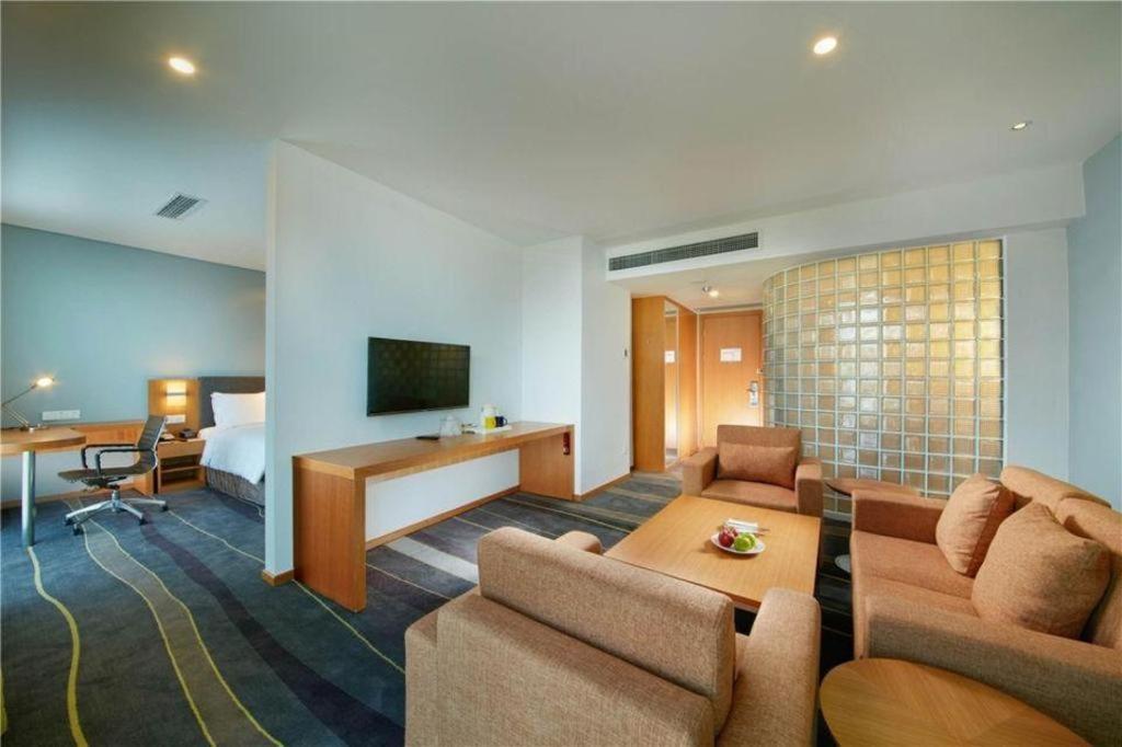 Holiday Inn Express Handan East By Ihg Exterior photo